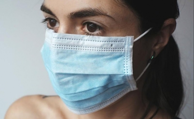 Hollanda Çin'den gelen maskelerin 600 binini toplatıyor