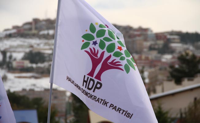 HDP’nin referandum şarkısına yasak