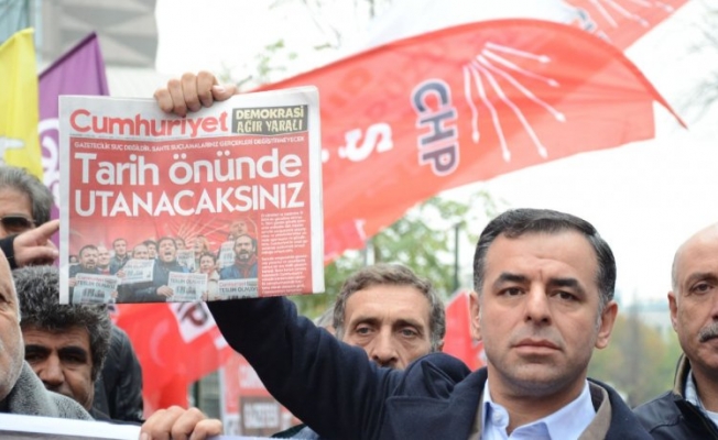 Korona Günleri'nde medyaya baskı sürüyor