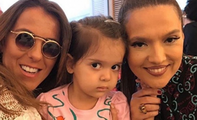 Demet Akalın'dan takipçisine 'küfürlü' cevap