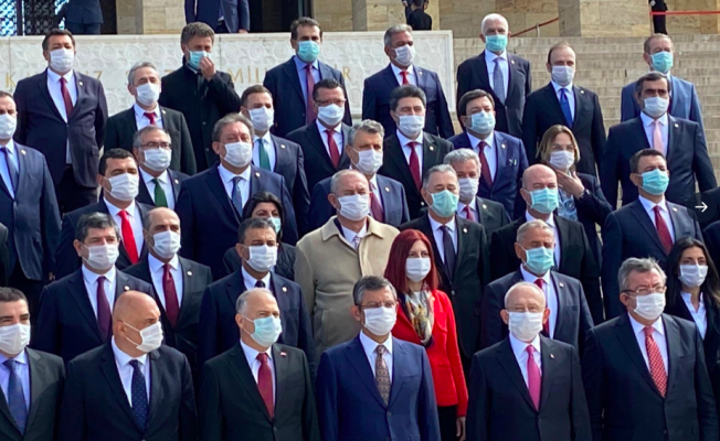 CHP Atatürk'ün huzurunda