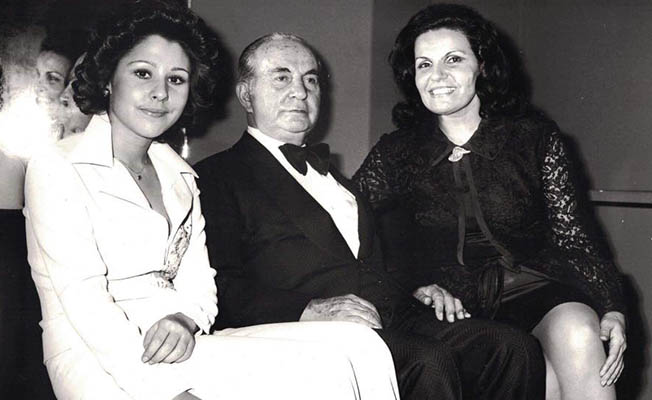 Nilüfer 'in ustalarla resimleri 39 yıl sonra yayınlandı