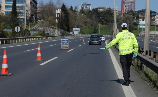31 ilde seyahat kısıtlaması 1 gün uzatıldı