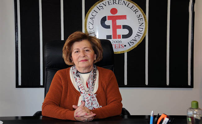 Saydan: Eczacılar geçe korkarak nöbet tutuyor