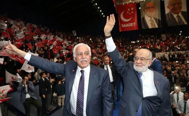 Saadet Partisi'nden 'Neden evet demeyeceğiz' kitapçığı