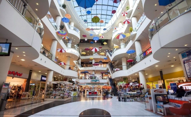 AVM'lere bir günde 1 milyon 226 bin kişi girdi