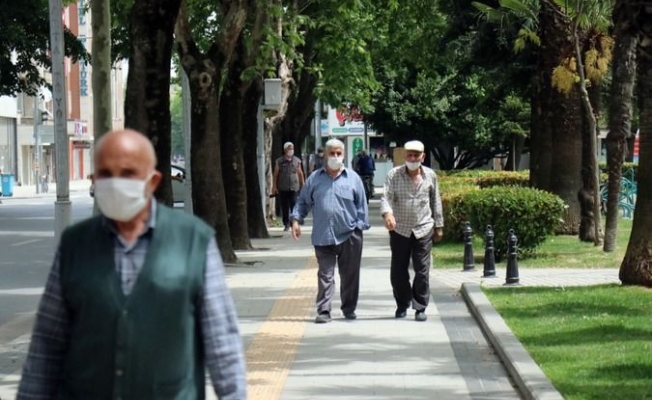 65 yaş üstü vatandaşların izin saatleri değişti!