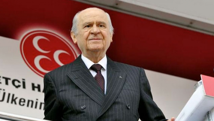 Bahçeli, parti isimlerini 'FETÖ' ile ilişkilendirdi