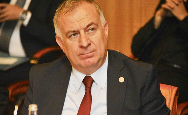 CHP'li Zeybek: İktidara önerim; Elinizi CHP'li belediyelerin üzerinden çekin, Türkiye kazansın