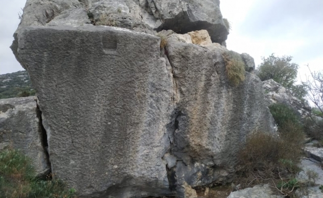 Manisa'da  tarih yok ediliyor