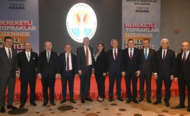 CHP'nin büyükşehir belediye başkanlarından videolu ortak mesaj