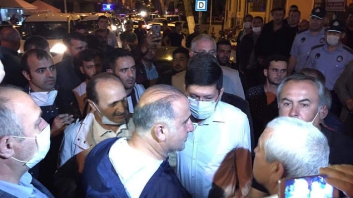 Eski Ülkü Ocakları Başkanı'ndan belediye başkanına saldırı