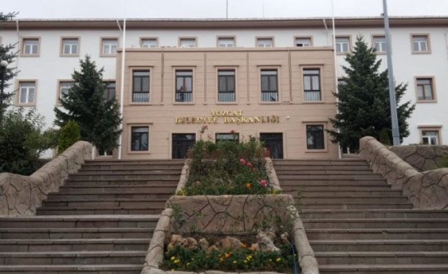 AKP'li belediyede yolsuzluk operasyonu