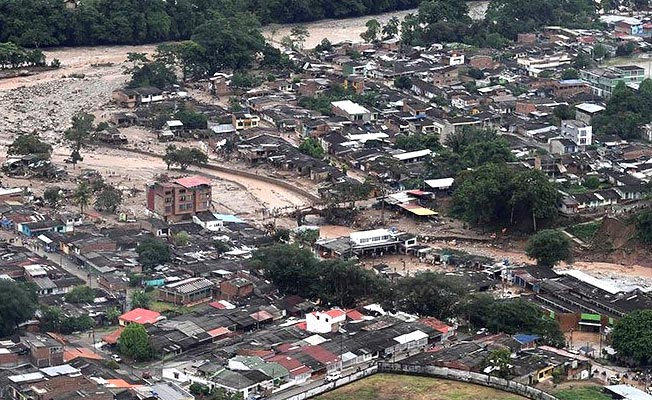 Kolombiya'da felaket: 254 ölü, 400 yaralı, 200 kişi de kayıp