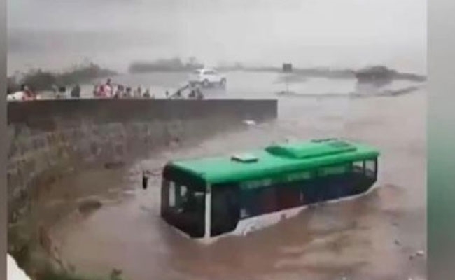 Çin'de sel bilançosu: 140 ölü