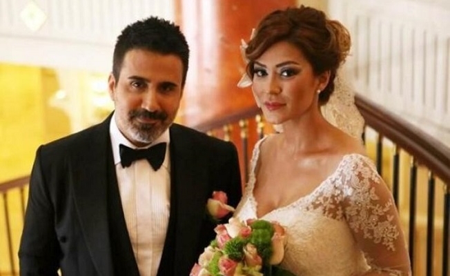Şarkıcı Emrah boşanıyor