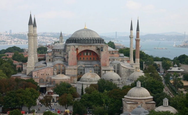 Ayasofya’nın açılışı için 3 partiye davet gitmedi!
