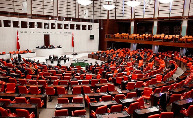 İstihdam paketinin 5 maddesi kabul edildi