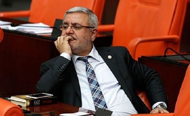 Ali Erbaş ve Bilal Erdoğan'ı karşısına alan Metiner geri adım attı
