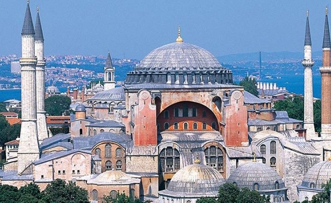 Çavuşoğlu'ndan İspanyol Bakan'a: Ayasofya ortak ev değil