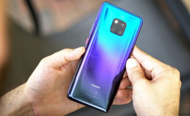 Huawei Samsung'u solladı