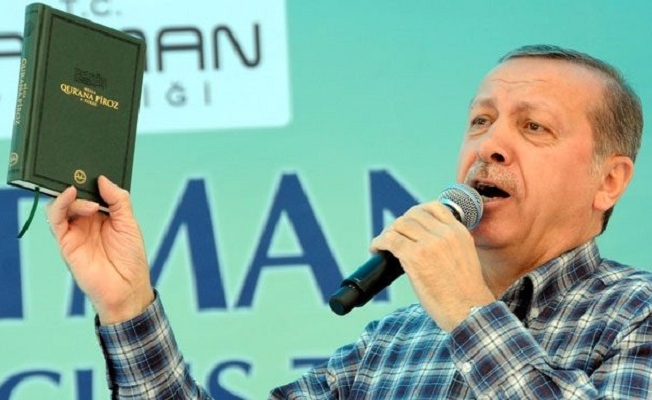 Dinin siyaseten istismarı artık ömrünü tüketti