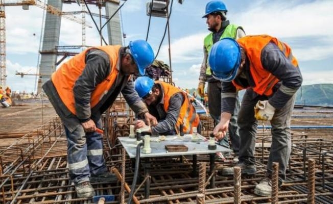 Belediyeleri kaybeden AKP işçiyi cezalandırıyor
