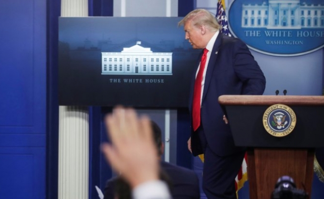 Trump: Karantinanın yarardan çok zararı var