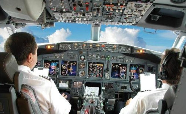 THY'de neler oluyor? Sendikaya destek olan pilotlar...