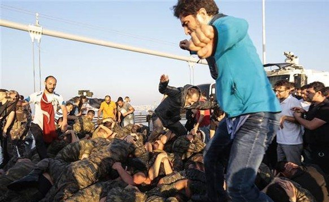 15 Temmuz 'kontrollü darbe' miydi? CHP'den açıklama
