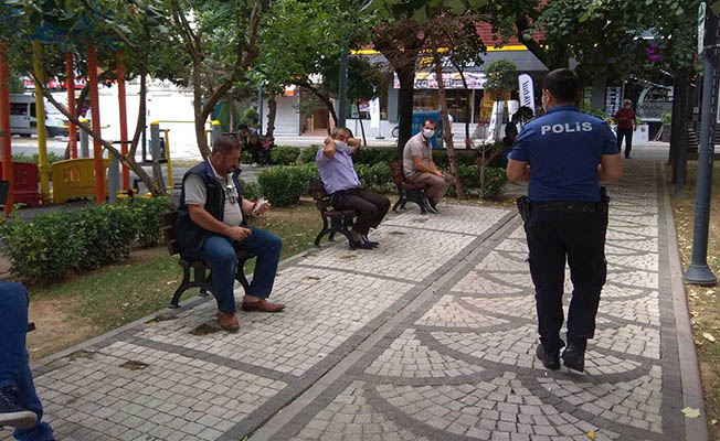 İstanbul'da maske ve mesafe denetimi