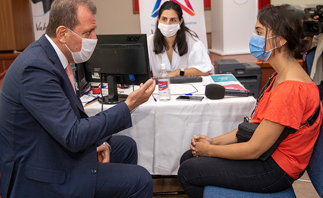 Başkan Seçer'den üniversite adayları gençlere: Sevdiğiniz işi yapın