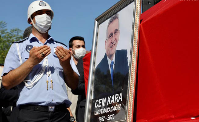 Çatalca eski Belediye Başkanı Cem Kara, son yolculuğuna uğrlandı