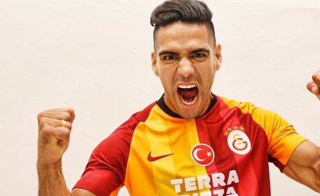 Galatasaray'ın transferi için Falcao devrede