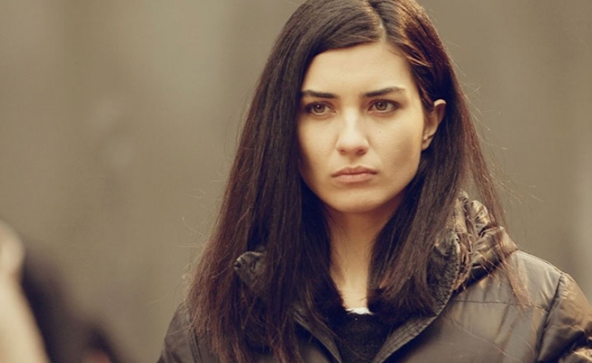Tuba Büyüküstün iktidara yakın o gazeteye ateş püskürdü