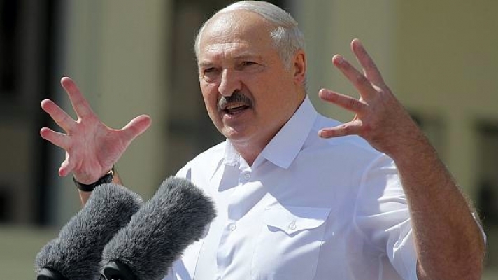 Lukaşenko, Belarus’ta grev kararı alınan fabrikaların kapatılmasını istedi