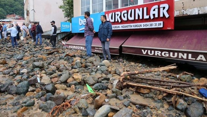 Giresun'a giden Tarım Bakanı: Şehrin silüeti değişmiş durumda