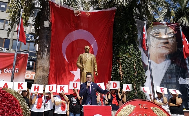 CHP'li Aytekin: 98 senedir ilk günkü kadar gururluyuz