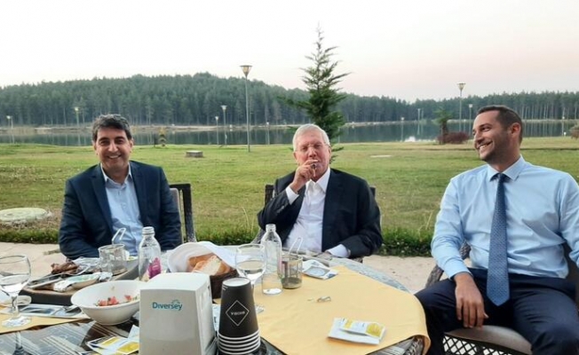 Aziz Yıldırım'dan dikkat çeken ziyaret