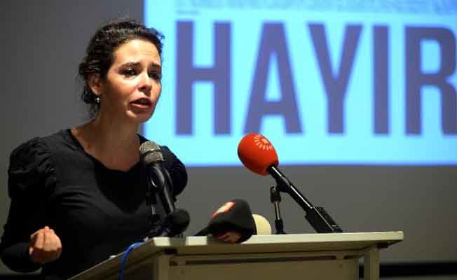 Pelin Batu: 'Ben buraya gelirken anneme yalan söyledim'