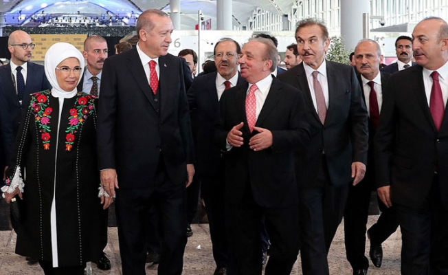 Muratoğlu'ndan bomba ihale yazısı: Saç diplerinden kulak memesine...