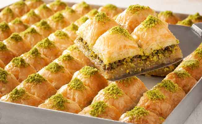Kaymakamı baklavacıya kayyım atadılar