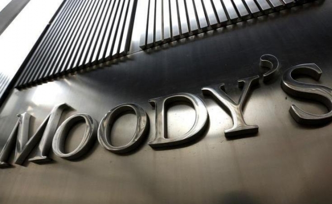 Moody's Türkiye'nin kredi notunu düşürdü