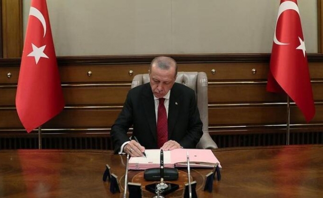 Erdoğan, anayasa değişikliği hazırlanırken ya kandı ya da kandırıldı