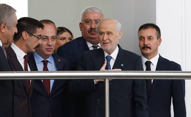 Evrensel: Bahçeli eğer çözüm olacaksa koronavirüs kelimesini yasaklatmalı