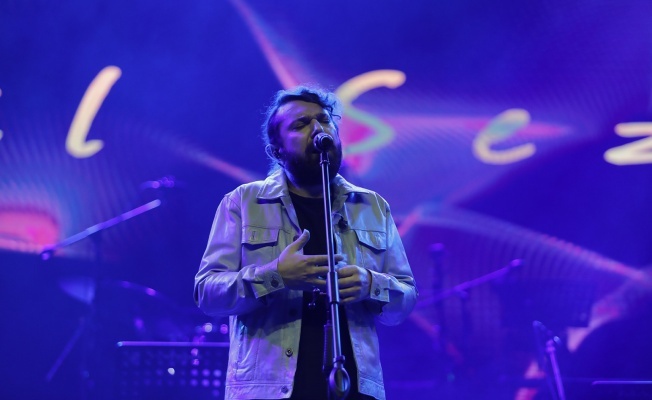 Yeni Şafak'tan muhaliflere Halil Sezai hakareti