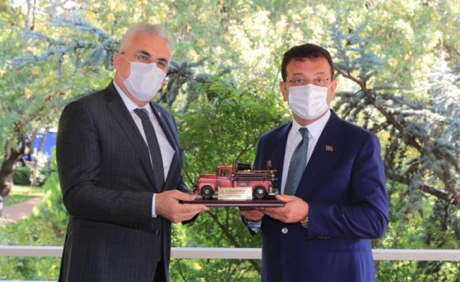 Ekrem İmamoğlu: Kadın itfaiyeci olmaz diye bir şey yok