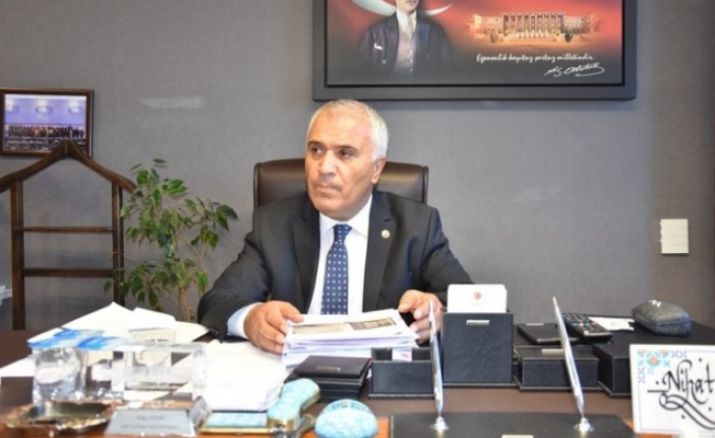 CHP'li Yeşil: İktidar esnafın çığlıklarını duymuyor!