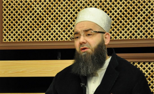 Flaş açıklamalar... Cübbeli Ahmet kullanılıyor mu?