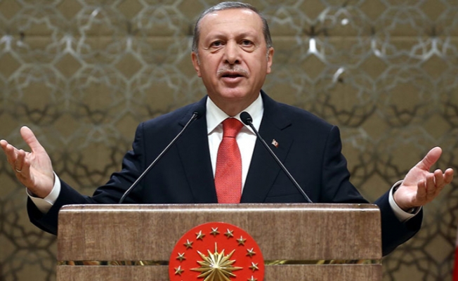 Emin Çölaşan Erdoğan'ın yakın çevresine sert çıktı: Bu bir skandaldır!